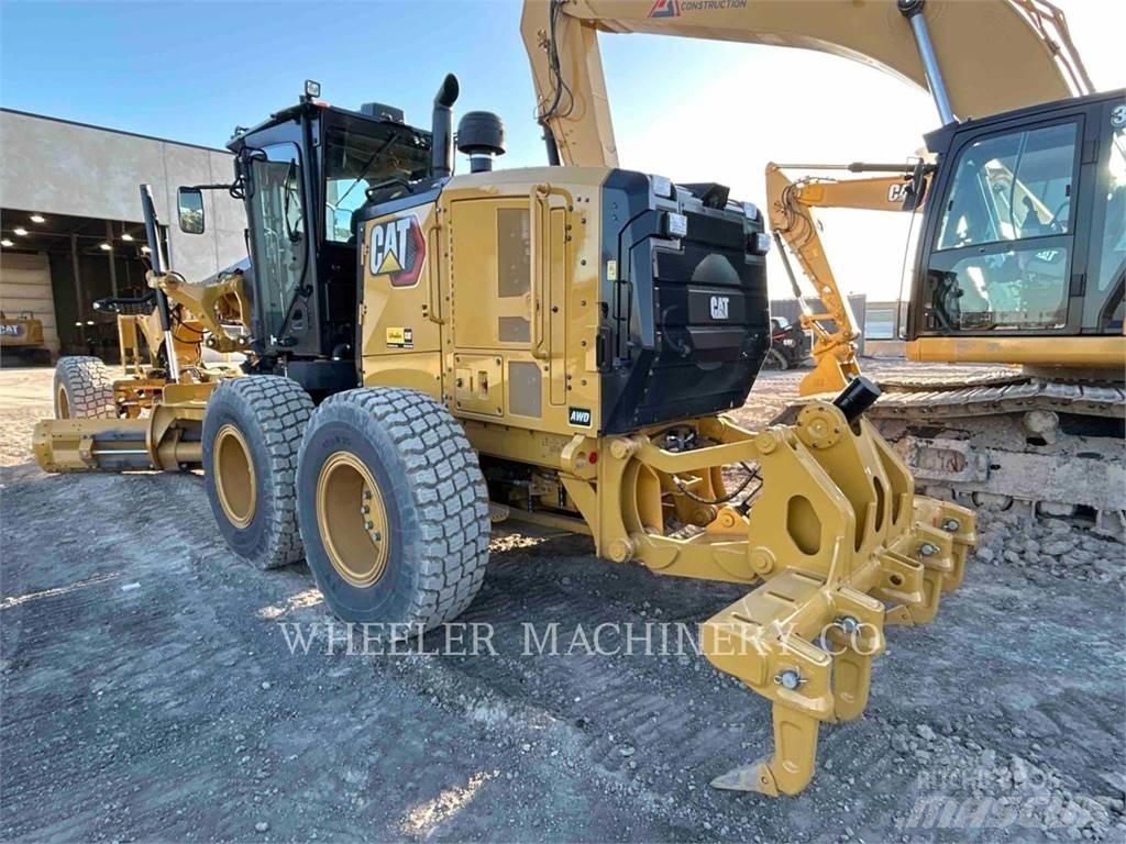 CAT 150 AWD Graders