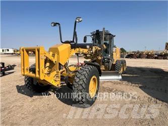 CAT 150 AWD Graders