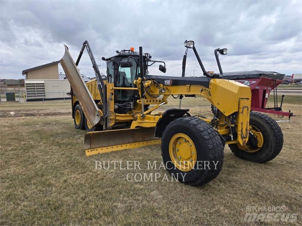 CAT 150 AWD Graders
