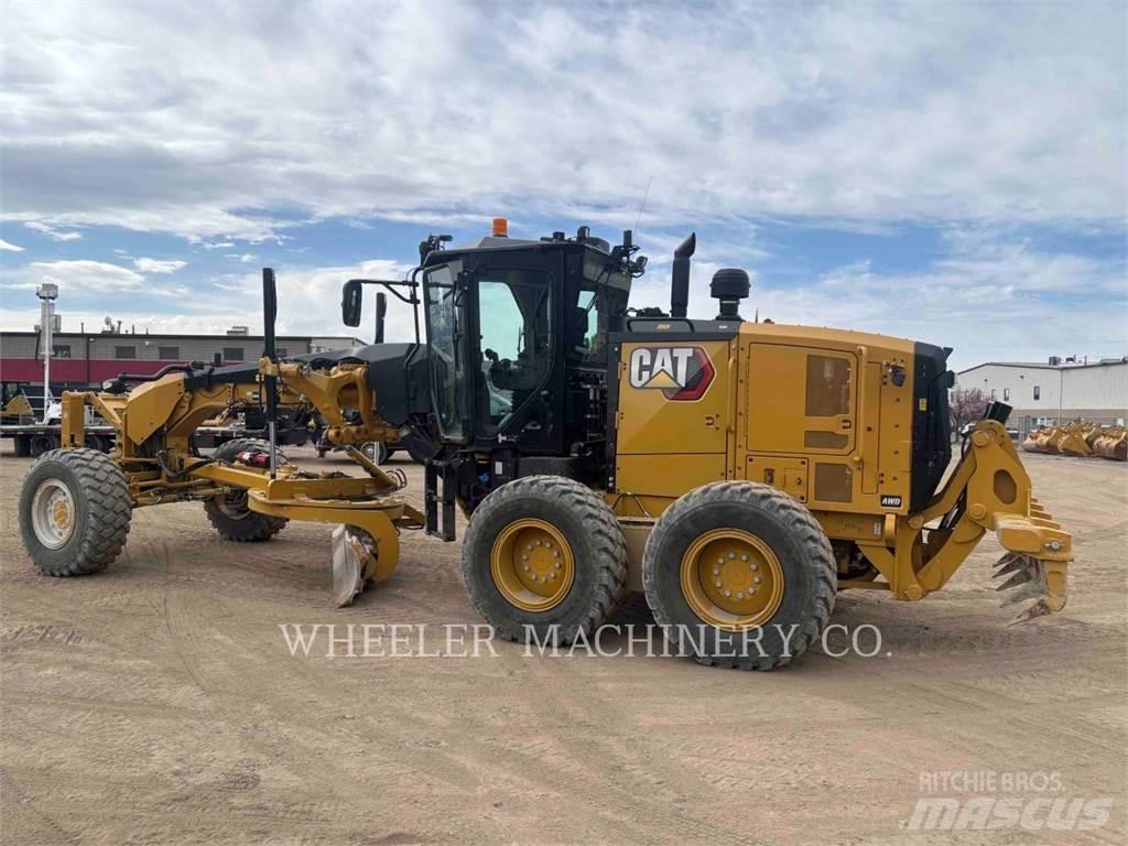 CAT 150 AWD Graders