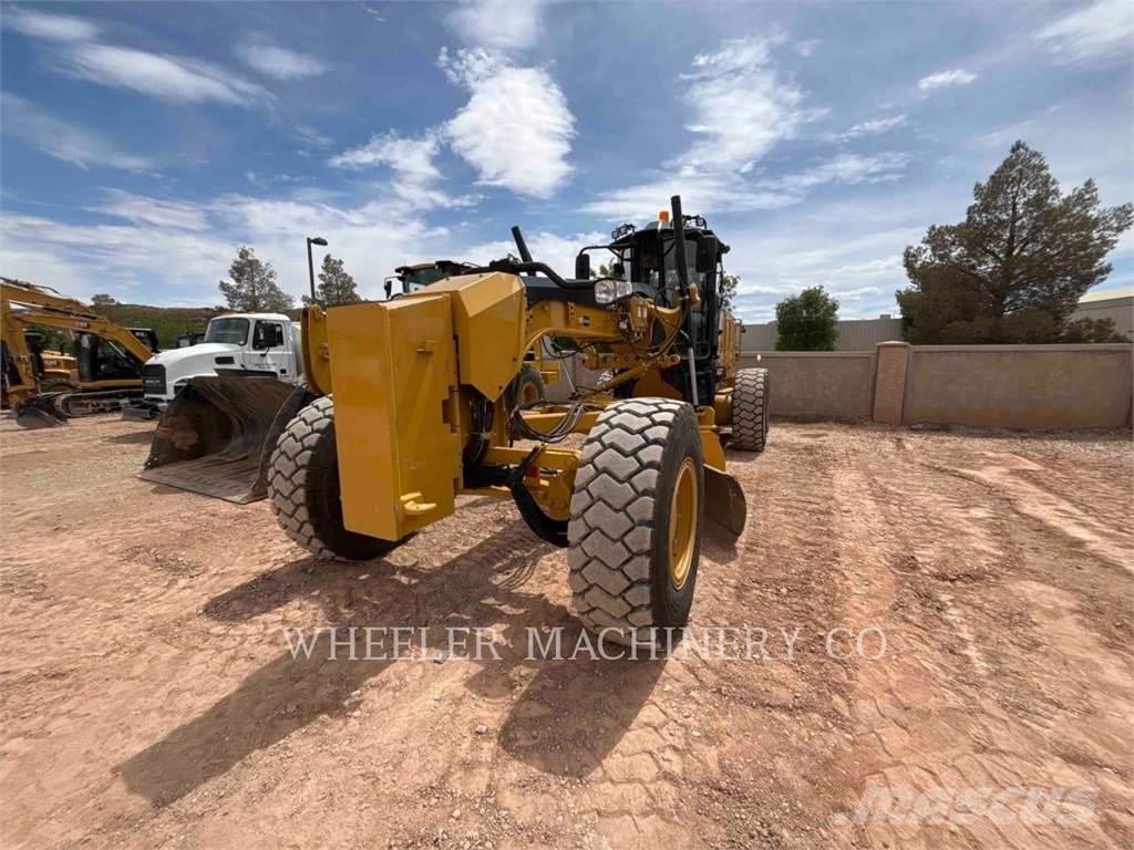 CAT 150 AWD Graders