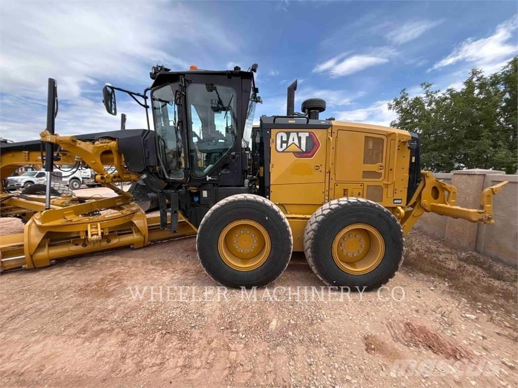 CAT 150 AWD Graders