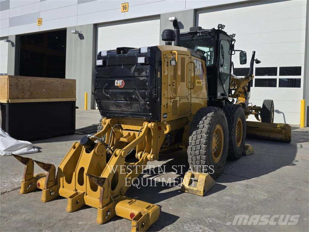 CAT 150 AWD Graders