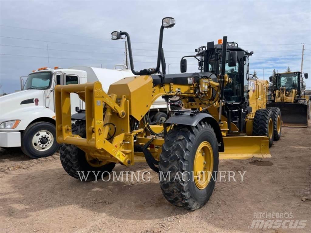 CAT 160 AWD Graders