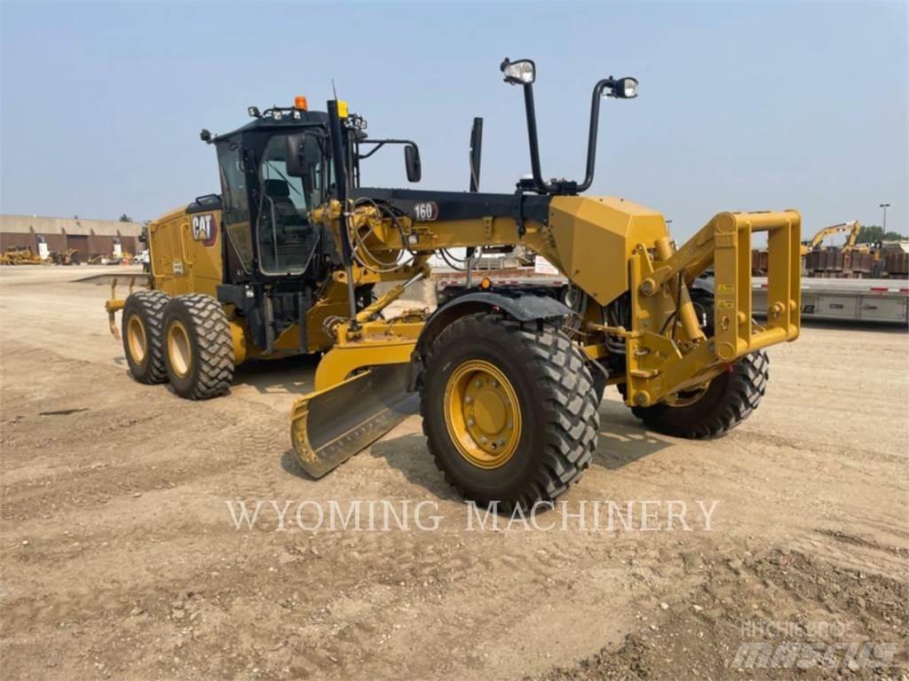 CAT 160 AWD Graders