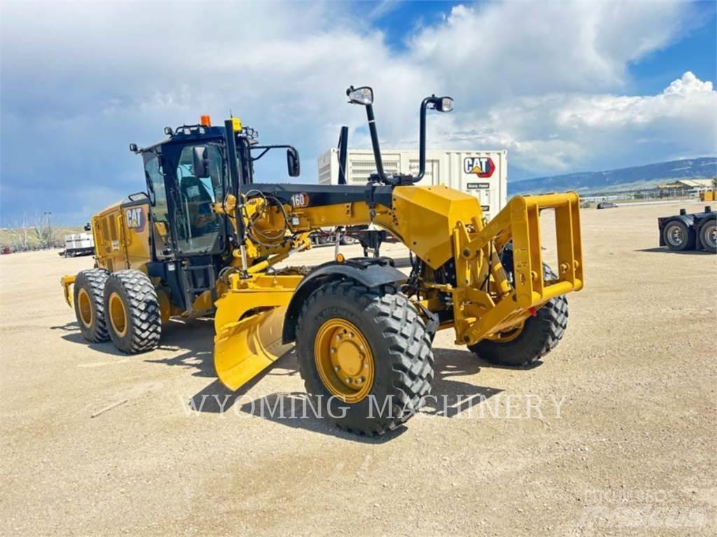 CAT 160 AWD Graders