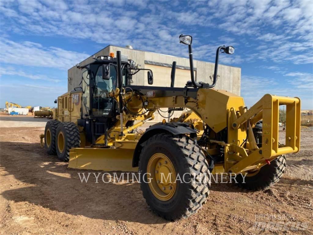 CAT 160 AWD Graders