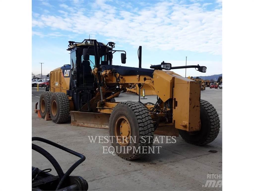 CAT 160M2 AWD Graders