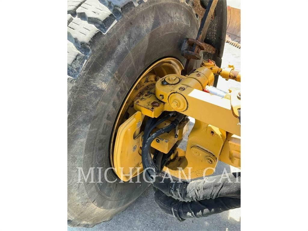 CAT 160M3 AWD Graders