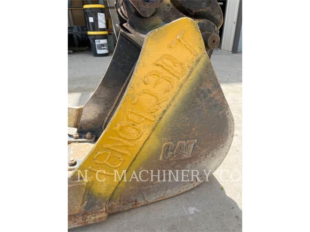 CAT 2.7DCRCN Rupsgraafmachines