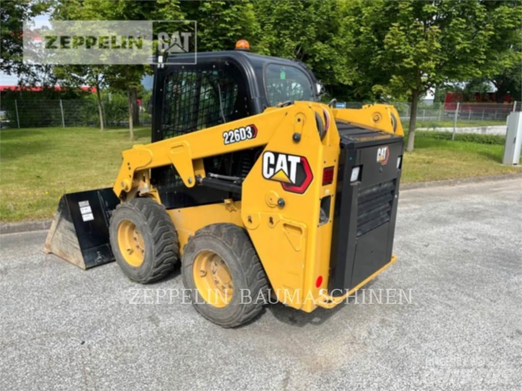 CAT 226D Schrankladers