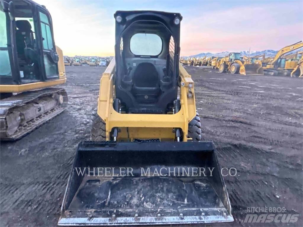 CAT 226D C1-H2 Schrankladers