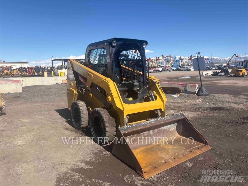 CAT 226D C1-H2 Schrankladers