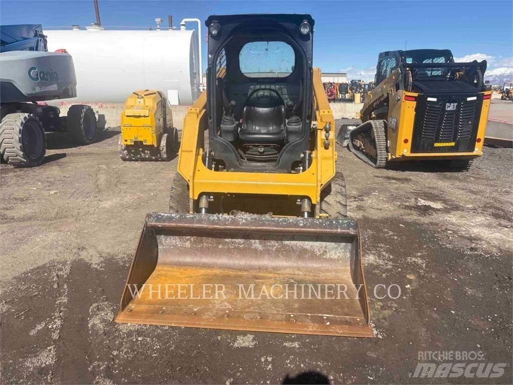 CAT 226D C1-H2 Schrankladers