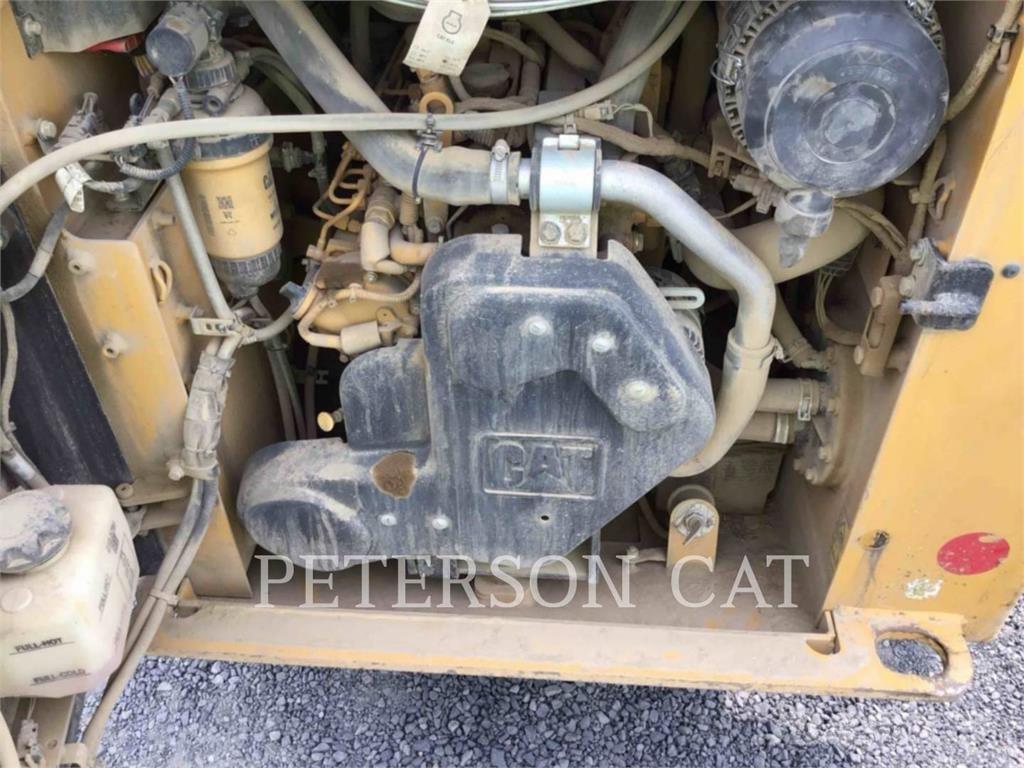 CAT 226D3 Schrankladers