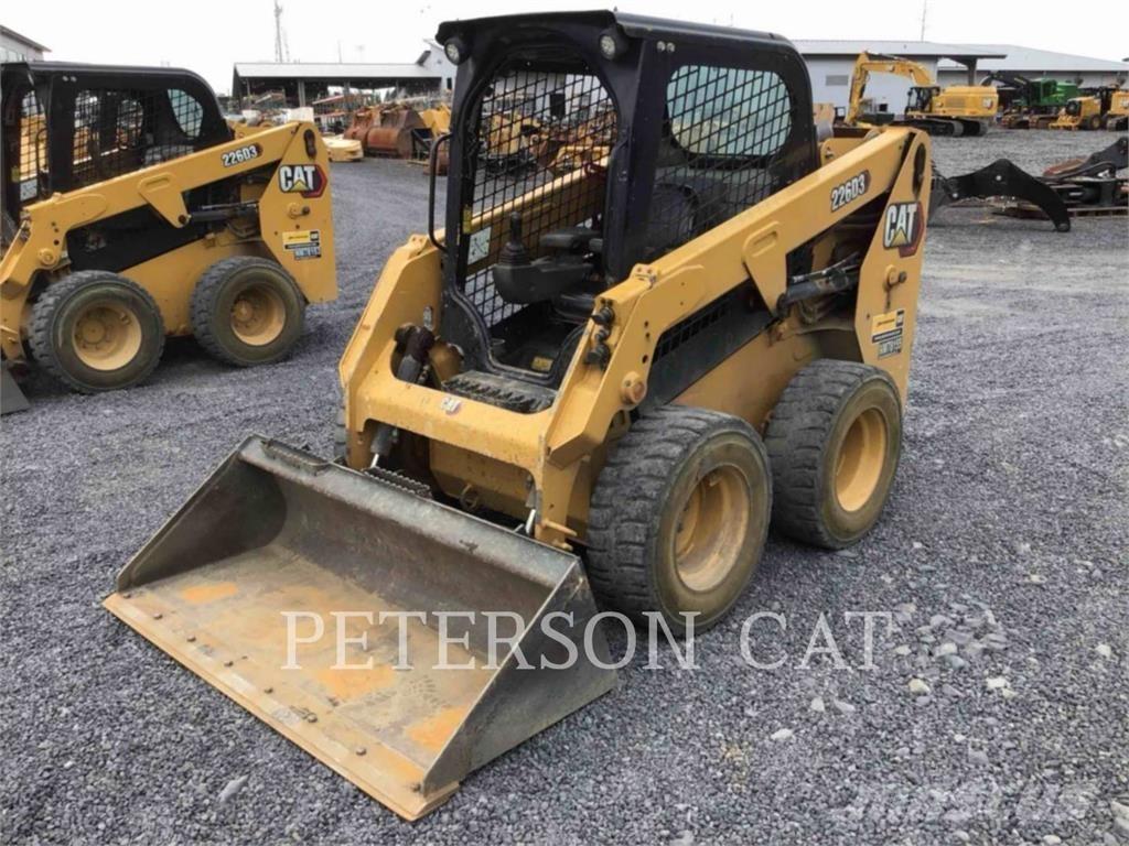 CAT 226D3 Schrankladers