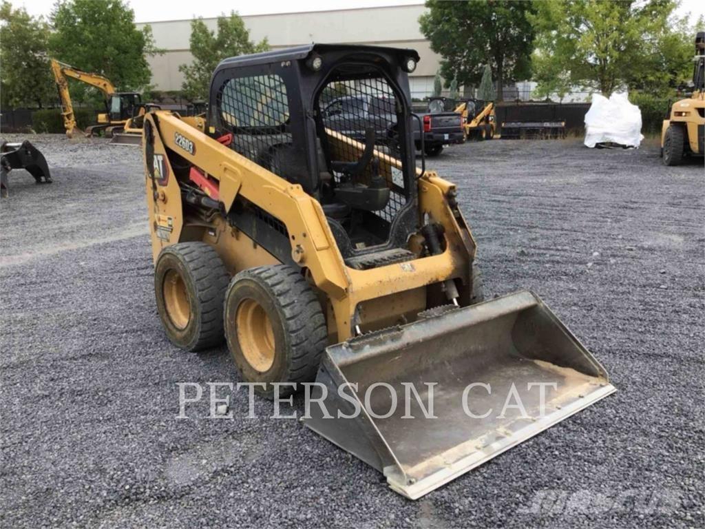 CAT 226D3 Schrankladers