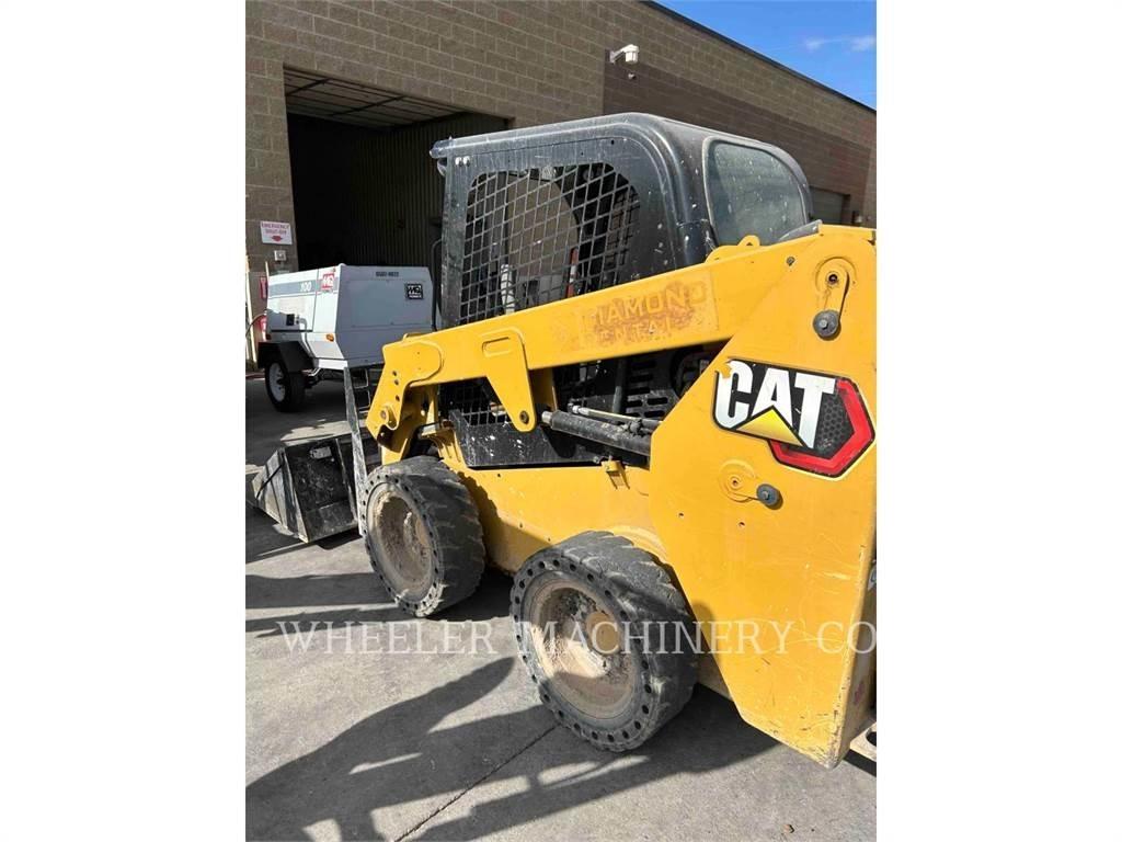 CAT 226D3 C1H2 Schrankladers