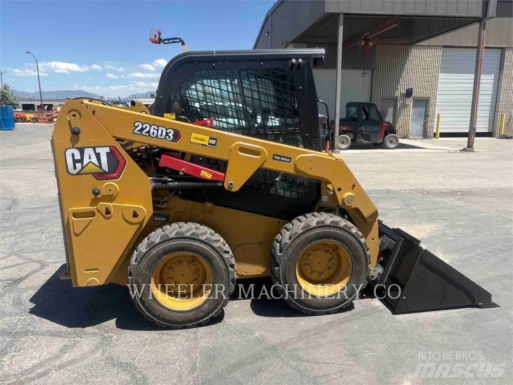 CAT 226D3 C3H2 Schrankladers