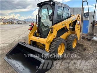 CAT 226D3 C3H2 Schrankladers
