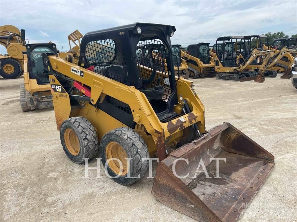 CAT 232D Schrankladers