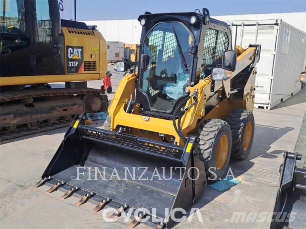 CAT 232D3 Schrankladers