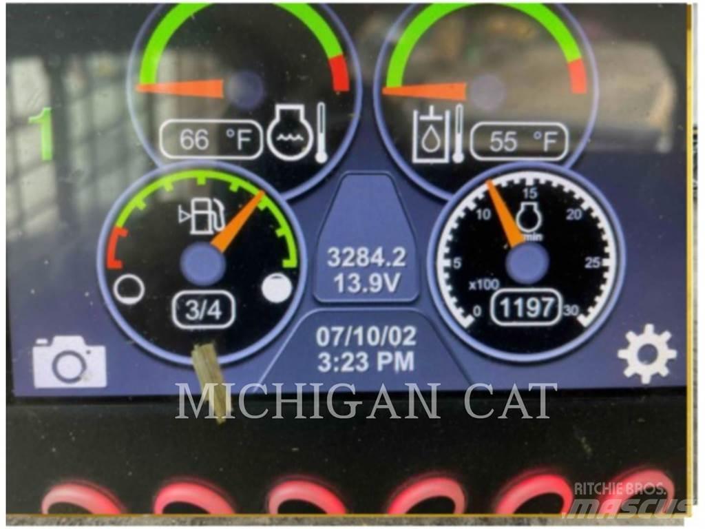 CAT 232D3 A2Q Schrankladers