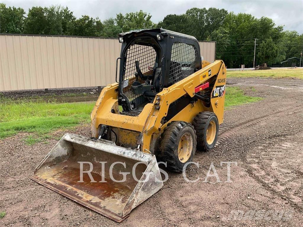 CAT 236D Schrankladers
