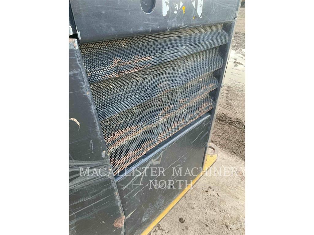 CAT 236D A2Q Schrankladers