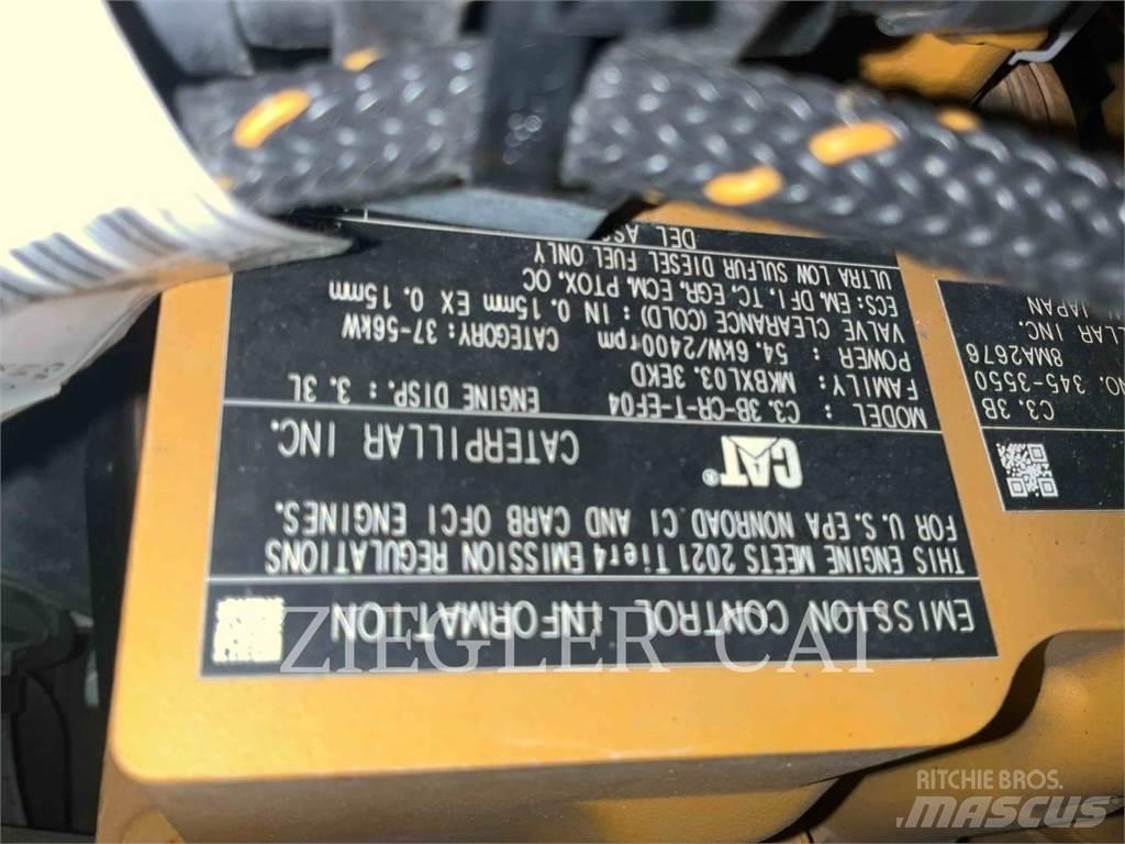 CAT 236D3 Schrankladers