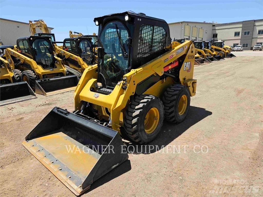 CAT 236D3 Schrankladers