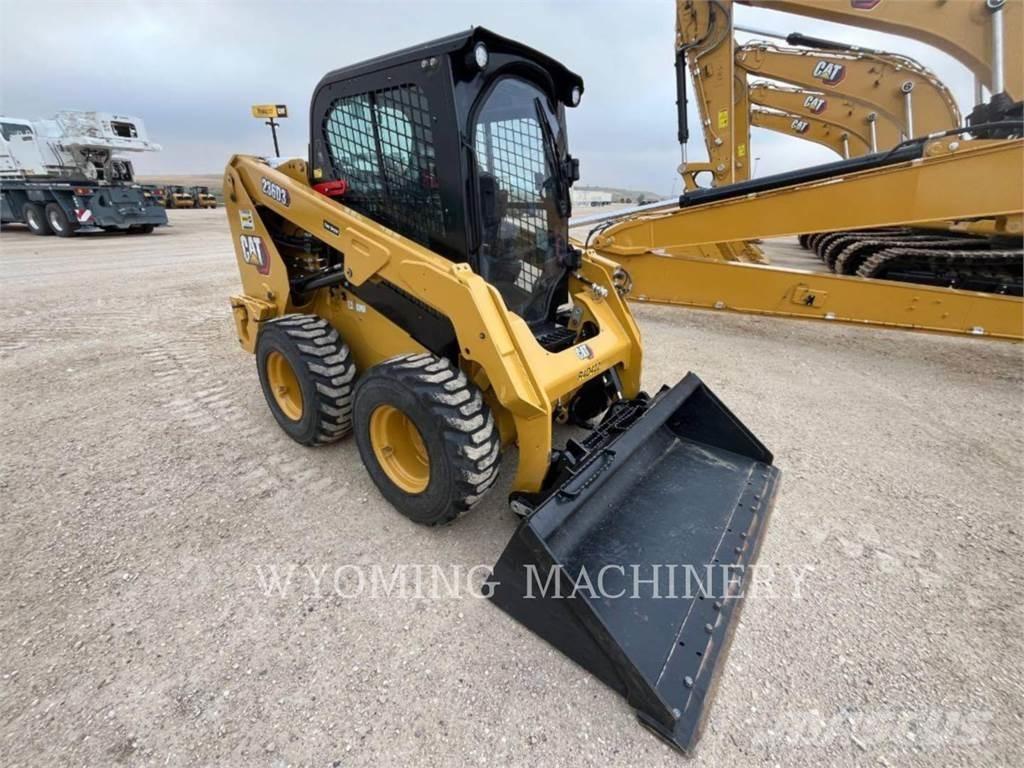 CAT 236D3 Schrankladers