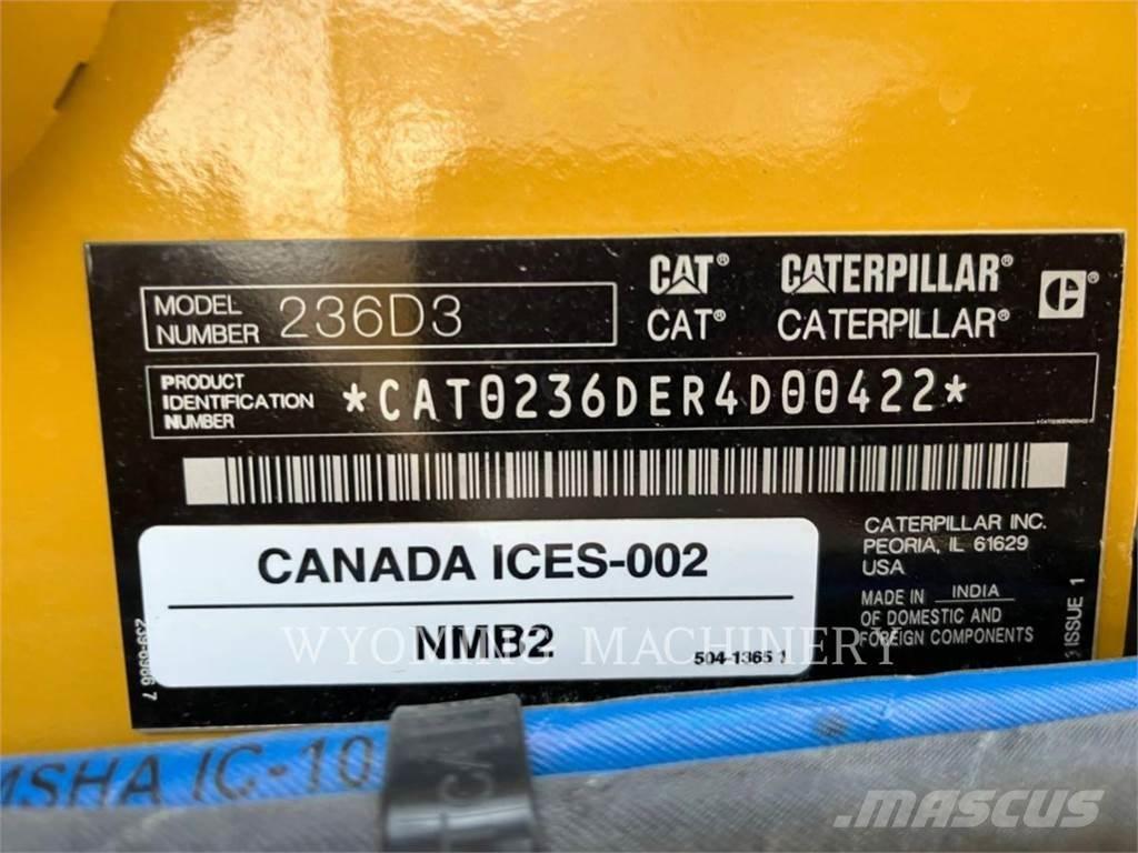 CAT 236D3 Schrankladers