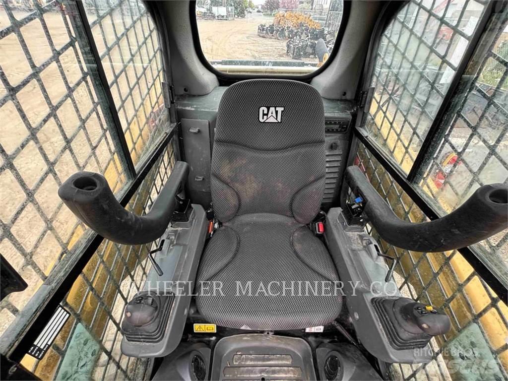 CAT 236D3 C3H2 Schrankladers