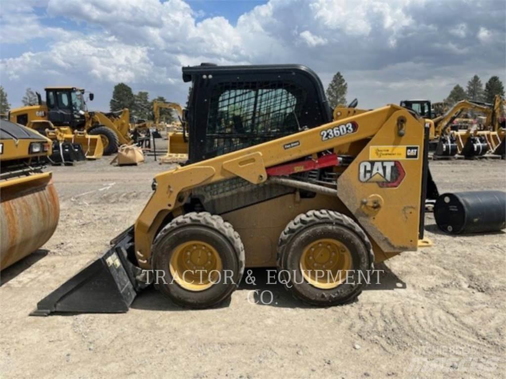 CAT 236D3 H2CB Schrankladers