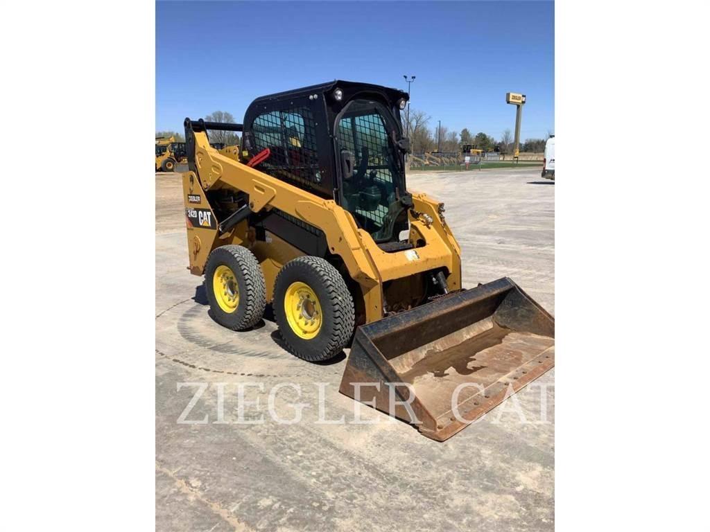CAT 242D Schrankladers