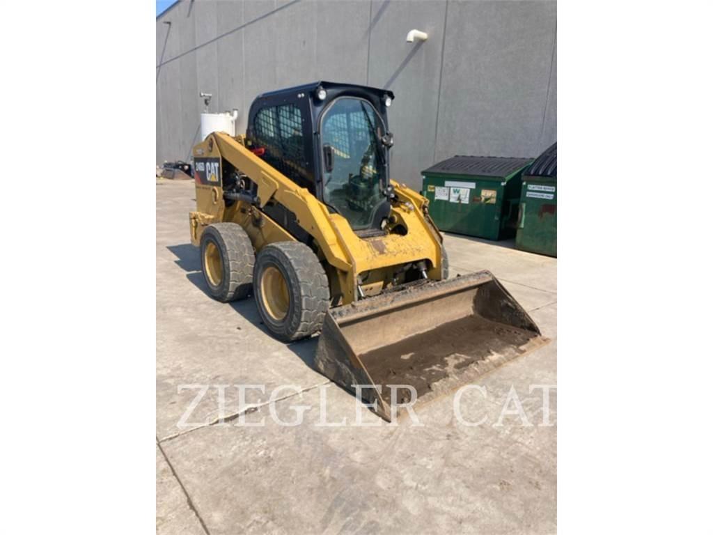 CAT 246D Schrankladers