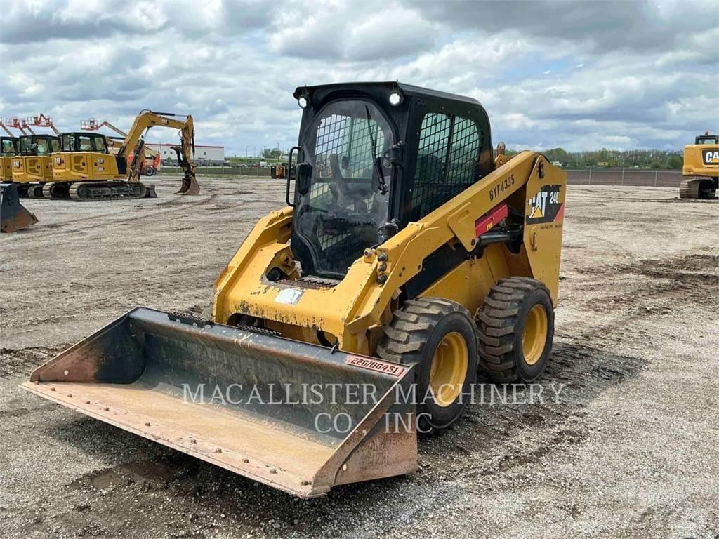 CAT 246D Schrankladers