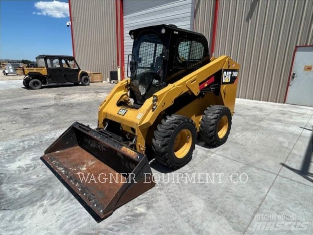 CAT 246D Schrankladers