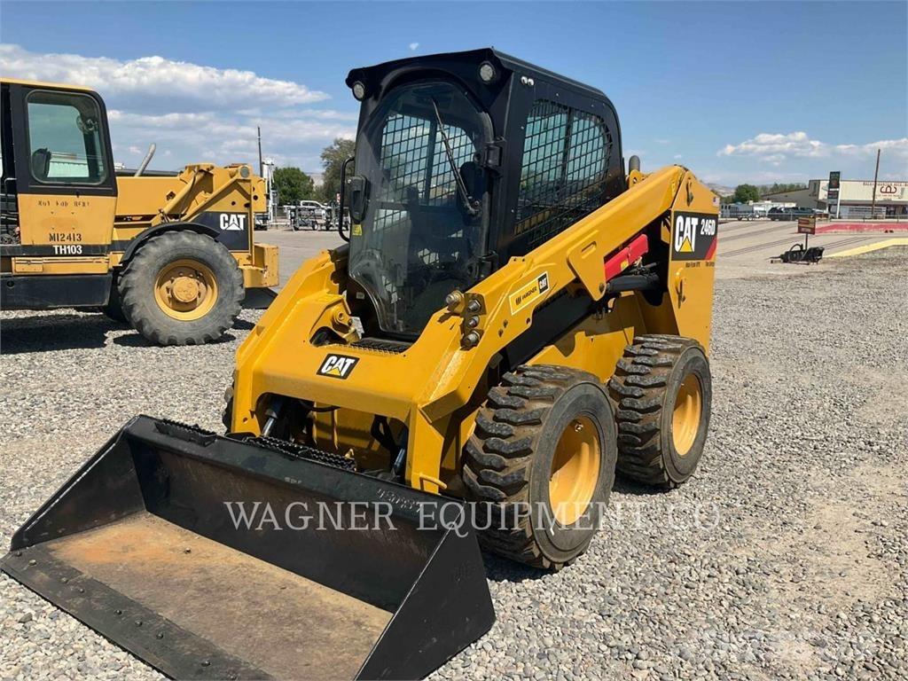 CAT 246D Schrankladers