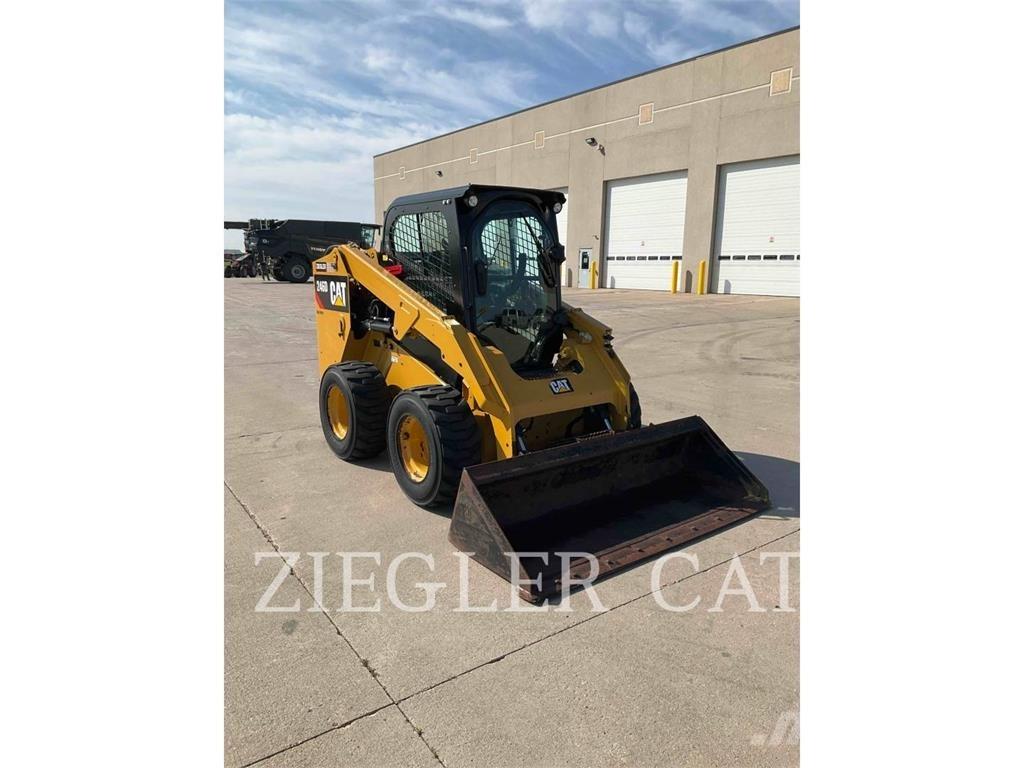 CAT 246D Schrankladers