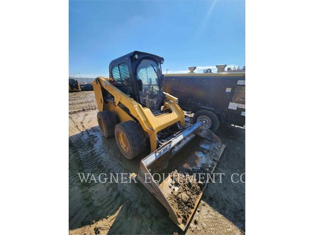 CAT 246D3 Schrankladers