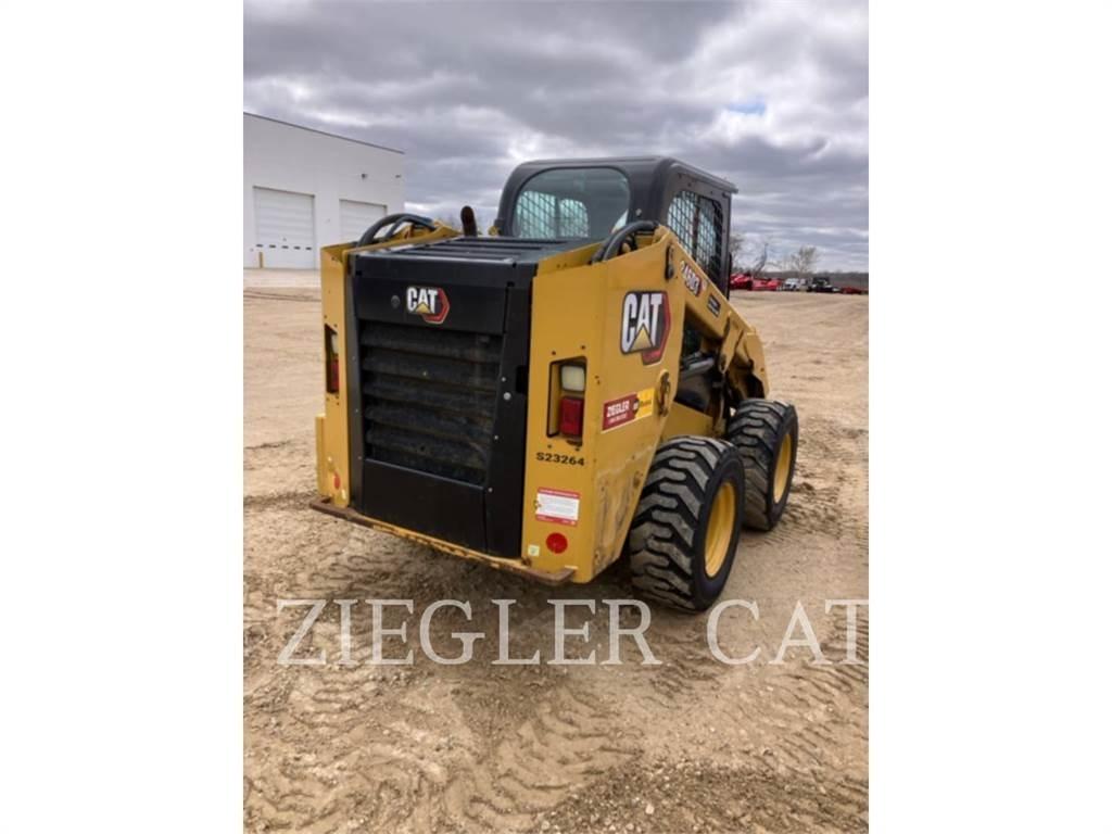 CAT 246D3 Schrankladers