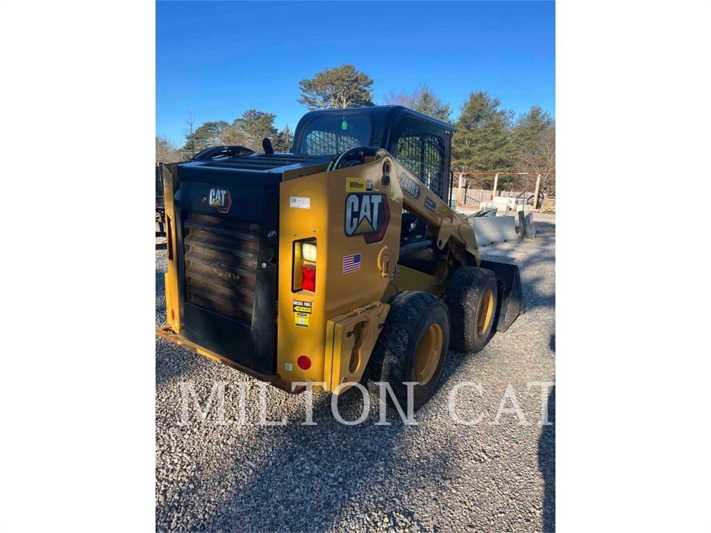 CAT 246D3 Schrankladers