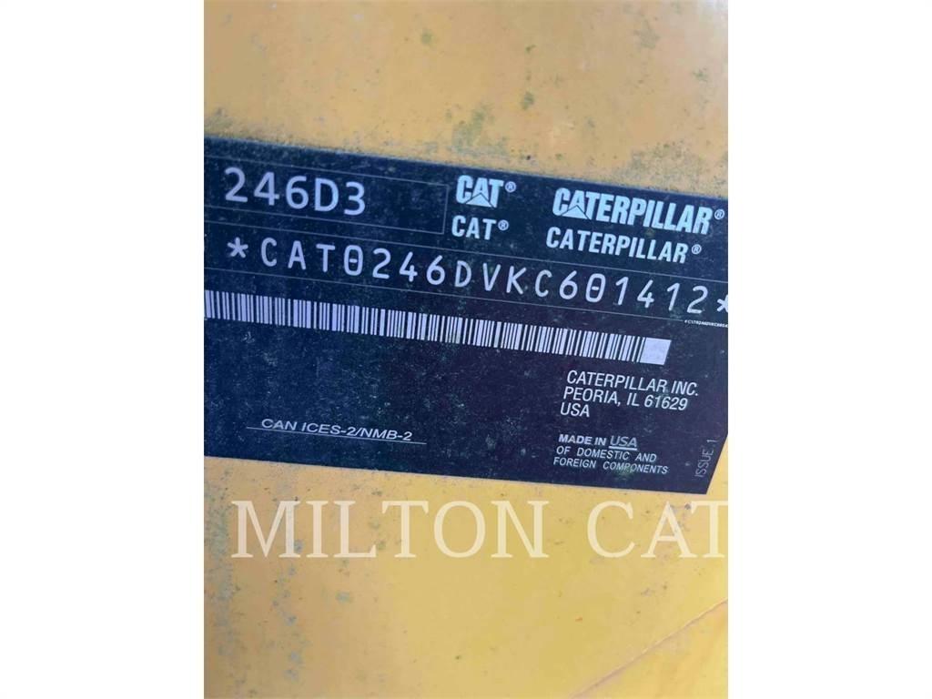 CAT 246D3 Schrankladers