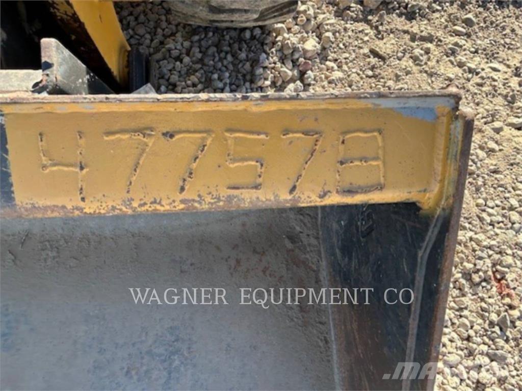 CAT 246D3 Schrankladers