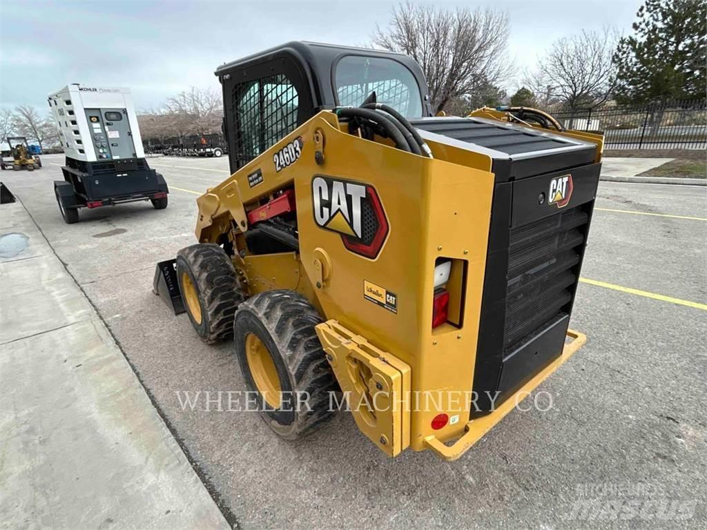 CAT 246D3 C3HF Schrankladers