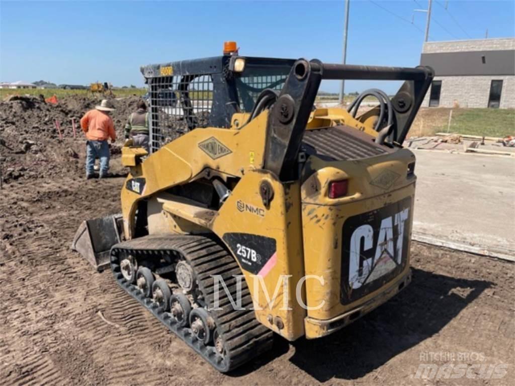 CAT 257B2 Schrankladers
