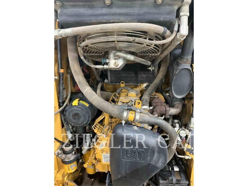 CAT 257B2 Rupsladers
