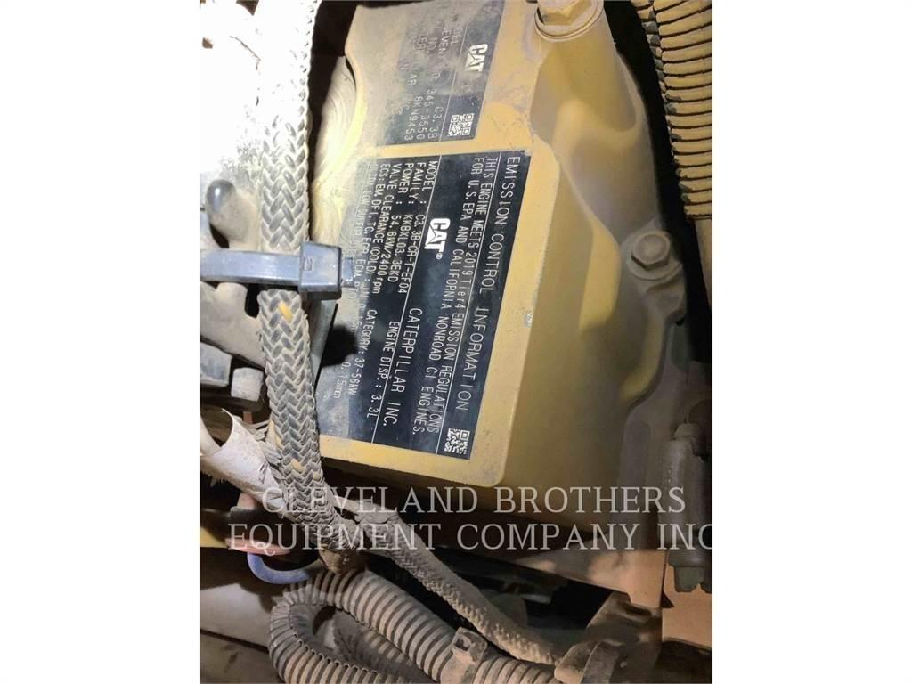 CAT 259D HF Schrankladers